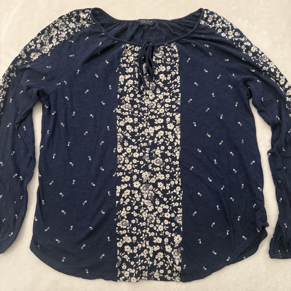 Lucky Brand Navy White Floral Top Medium Boho Peasant Fairy Coquette Artsy Indie - Picture 3 of 8